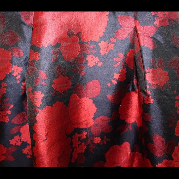 Chaps velvet and satin cocktail dress (NWT) - Picture 6 of 13